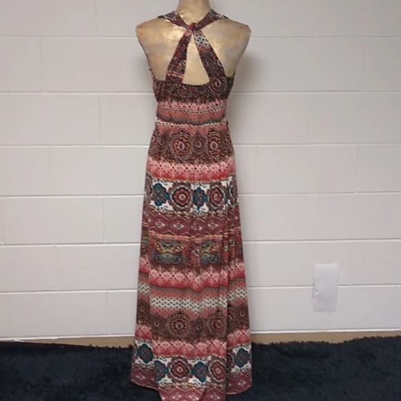 BOHO, SOFT, TEE SHIRT KNIT, CROSS OVER BACK, V-NECK, EMPIRE WAIST MAXI DRESS - Picture 2 of 5